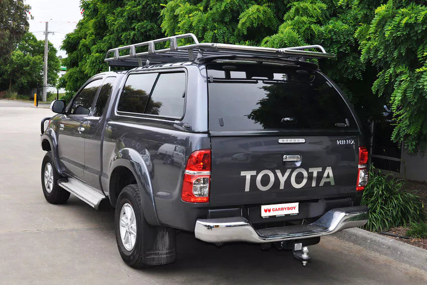 CARRYBOY Hardtop mit großen Schiebefenstern 560gF-TRC Toyota Hilux Revo Invincible Extrakabine beheizbare Heckscheibe