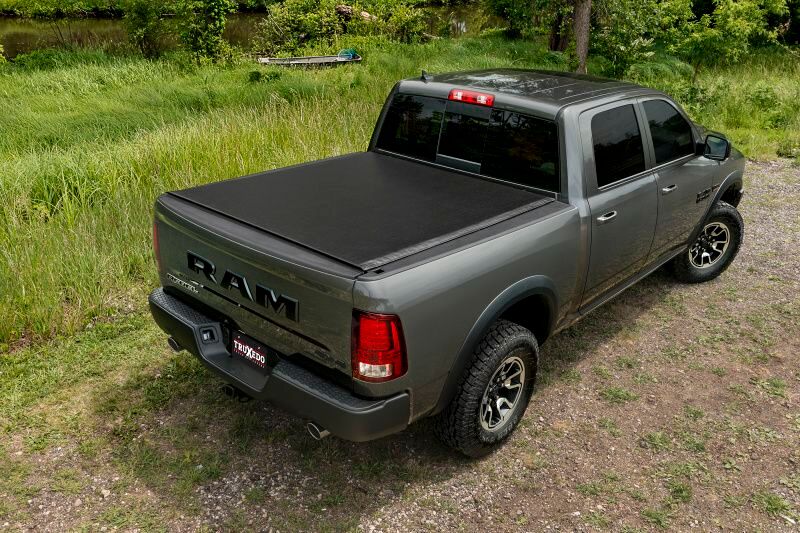 NOVISauto Laderaumabdeckung Deuce für RAM1500 2019+ Plane zum aufrollen und umklappen abschließbar