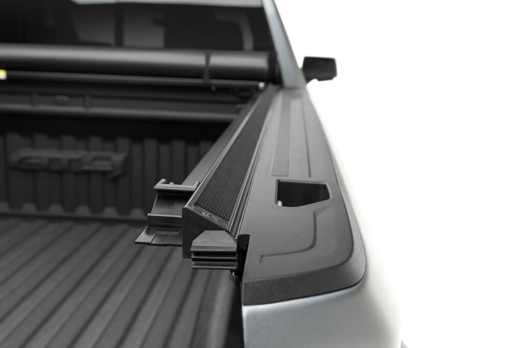 NOVISauto Roll-up cargo cover Lopro for Ford Ranger 2023+ double cab detail side rail