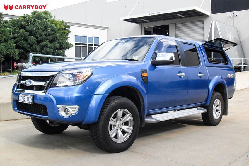 CARRYBOY Hardtop mit Klappfenstern Ford Ranger Doppelkabine 05-15 GFK Dach