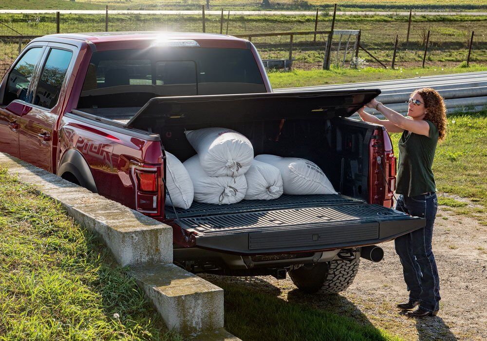 NOVISauto Laderaumabdeckung RUGGEDCOVER - Fest zum Falten - RLNND16