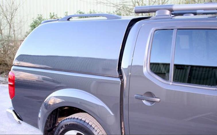 CARRYBOY Hardtop ohne Seitenfenster geschlossene Seiten Nissan Navara D40 Doppelkabine