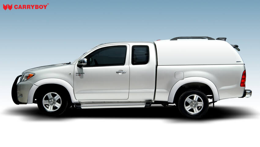 CARRYBOY Hardtop 560oS-MNC ohne Seitenfenster geschlossene Seiten Mitsubishi L200 Clubcab Extrakabine belastbare Dachreling