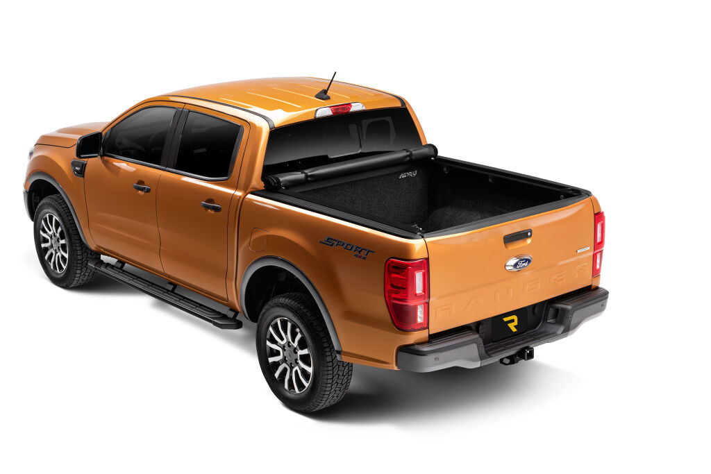 NOVISauto roll-up cargo cover Lopro on Ford Ranger 2023+ open