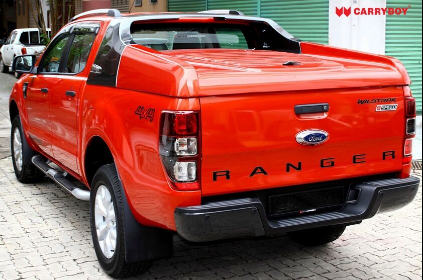 Ford Ranger Laderaumabdeckung Fullbox 762 mit Überrollbügel, Kontrastlackierung