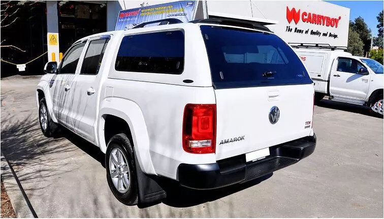 CARRYBOY Hardtop für Volkswagen Amarok mit getönten Klappfenstern seitlich Spoiler und Dachreling
