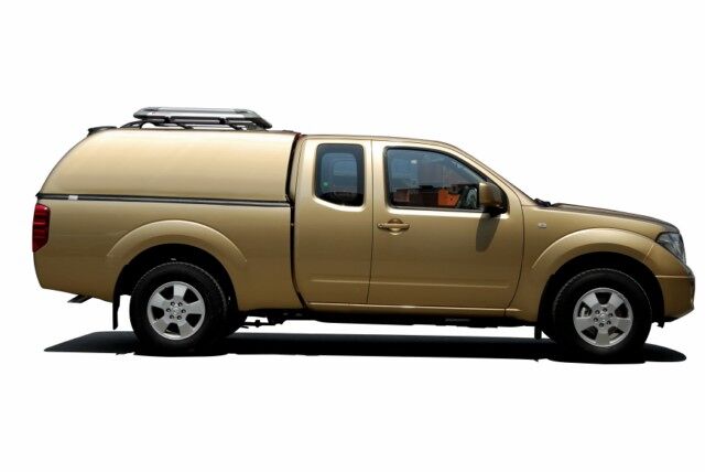 CARRYBOY Hardtop geschlossene Seiten ohne Fenster 560oS-MTC Mitsubishi L200 Clubcab Extrakabine 2005-2015 Lackierung in Wagenfarbe