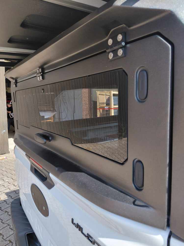 Kabine, Seitenscheibe, Seitentür, Fahrzeugtür, Fenster,