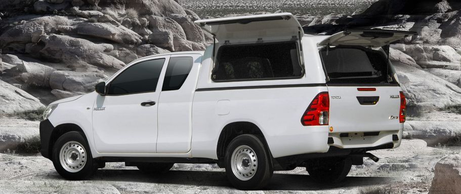 CARRYBOY Gewerbehardtop mit geschlossenen Seitenklappen Toyota Hilux Revo Extrakabine sicher abschliessbar