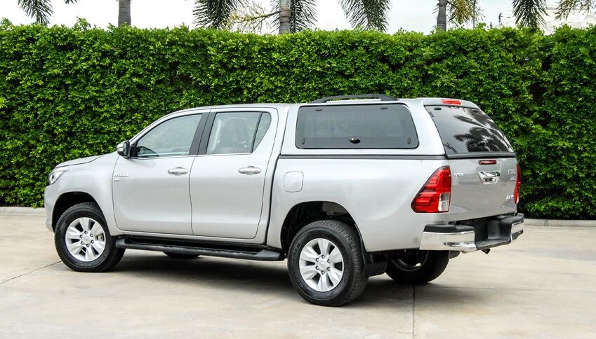 SON Hardtop Toyota Hilux Invincible