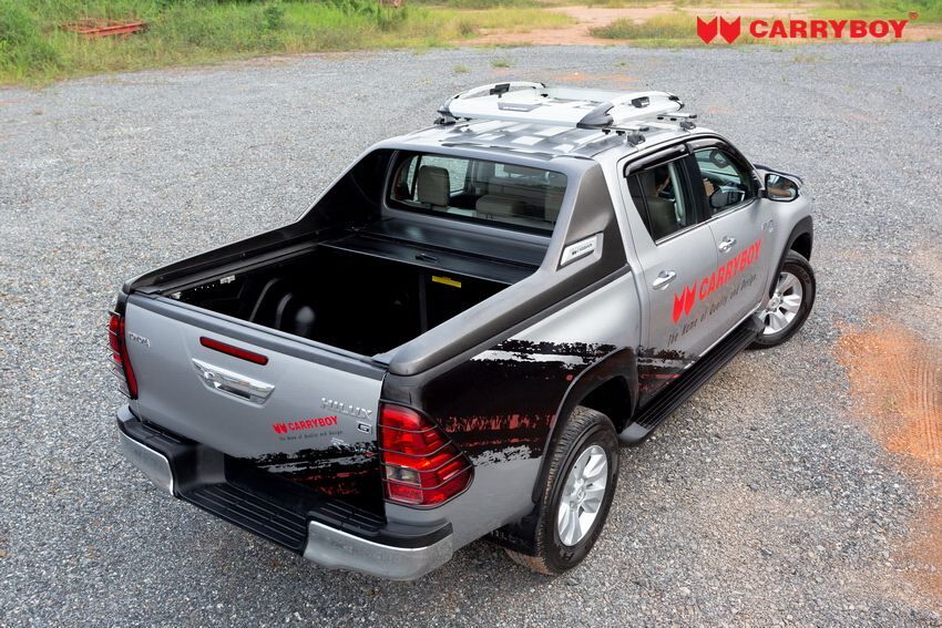 CARRYBOY Laderaumabdeckung mit Stylingbar 799 Toyota Hilux offen