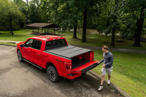 pickup truck, rotes Fahrzeug, Kofferraumabdeckung, Faltbare Abdeckung, Park im Freien,
