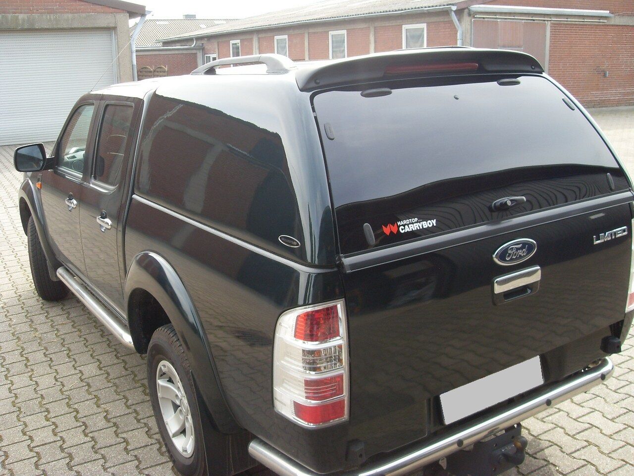 CARRYBOY Ford Ranger Extrakabine 2002-2011 Zubehör Hardtop geschlossene Seiten Lackierung in Wagenfarbe