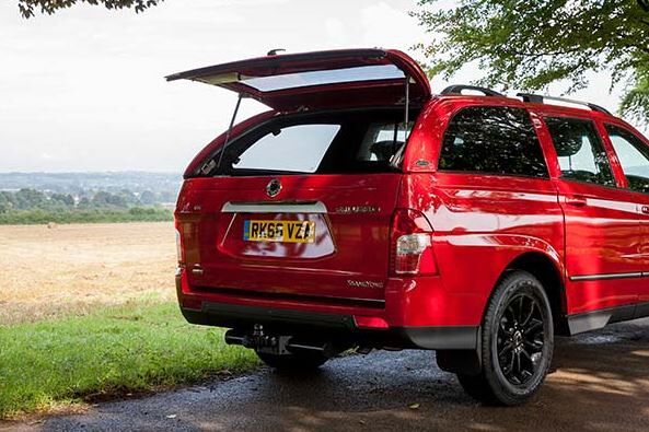 CARRYBOY Hardtop mit Ausstellfenstern für SsangYong Actyon Sport Doppelkabine