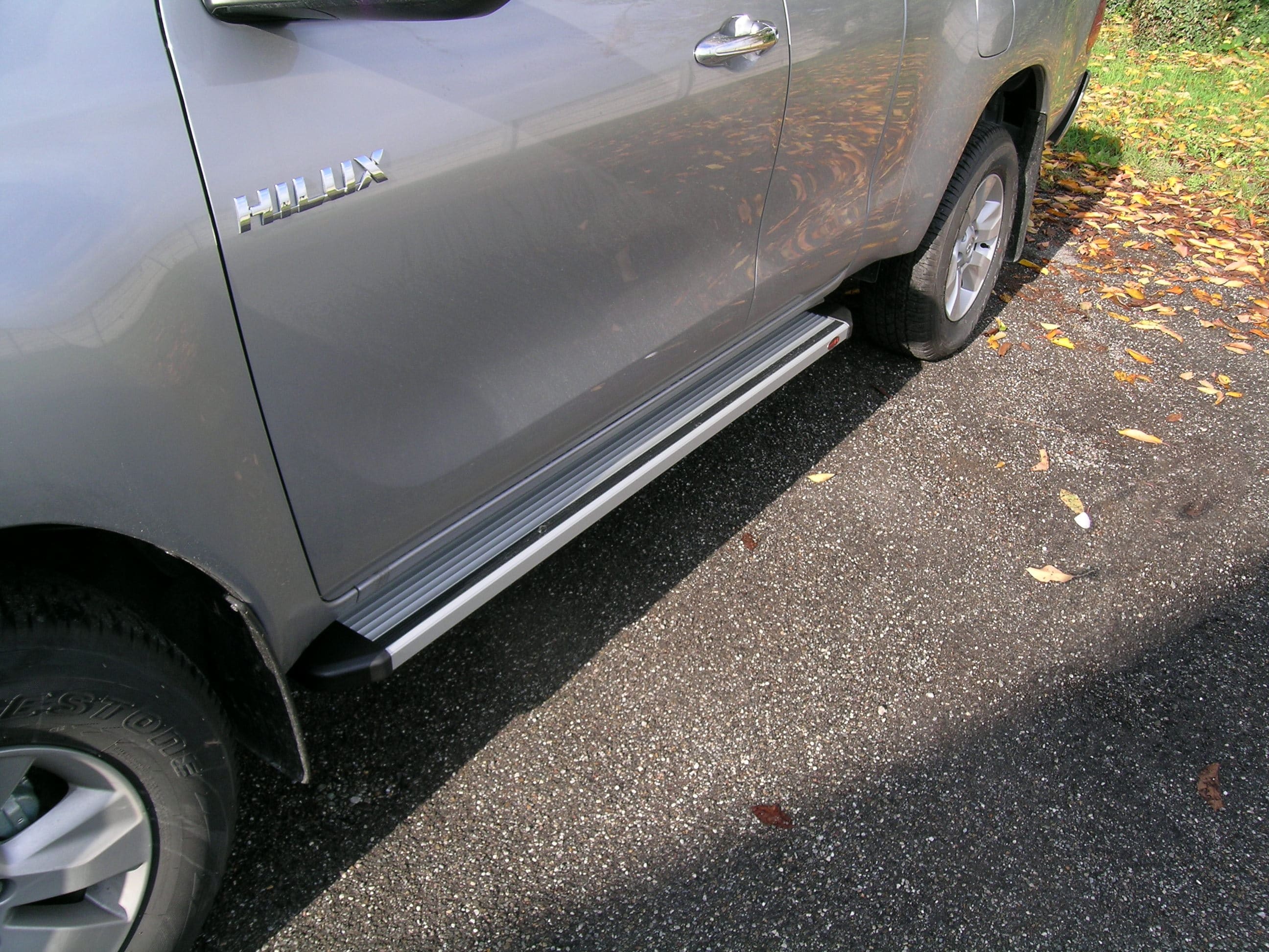 NOVISAuto Trittbretter Modell STD-FI für Fiat Fullback Extrakabine