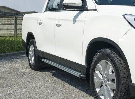 Pickup, Seitenansicht, Lkw, Trittstufe, weiße Farbe,