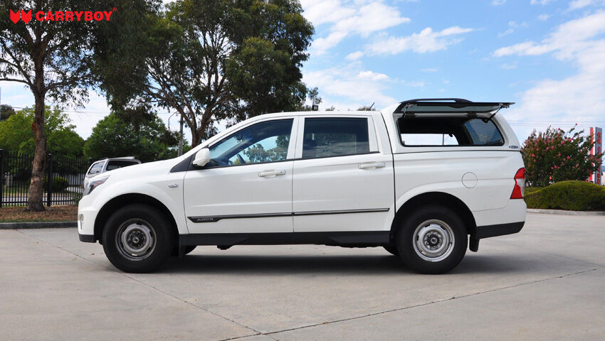 CARRYBOY Hardtop mit seitlichen Klappfenstern SO-SKD SsangYong Actyon Sport Doppelkabine gleichschließende Seitenklappe