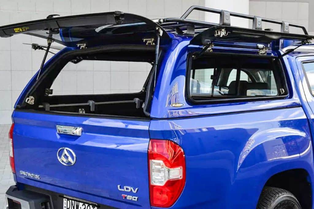 CARRYBOY Hardtop mit Klappfenster Maxus T90 Doppelkabine Wagenfarbe