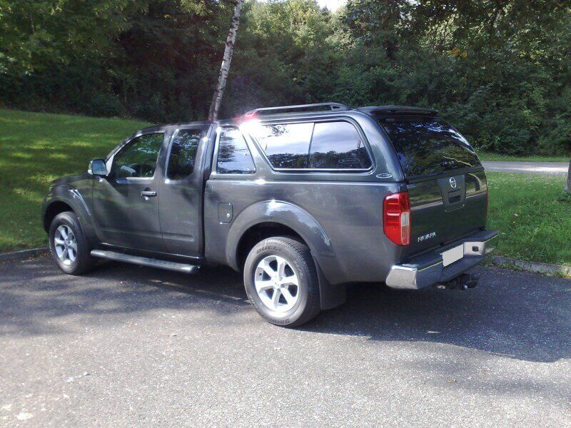 CARRYBOY Hardtop mit Schiebefenster Nissan Navara D40 Kingcab_Extrakabine  Lackierung in Wagenfarbe