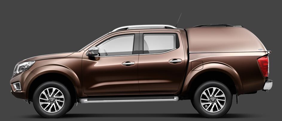 Renault Alaskan Doppelkabine CARRYBOY Hardtop 560os seitlich geschlossen in Wagenfarbe lackiert