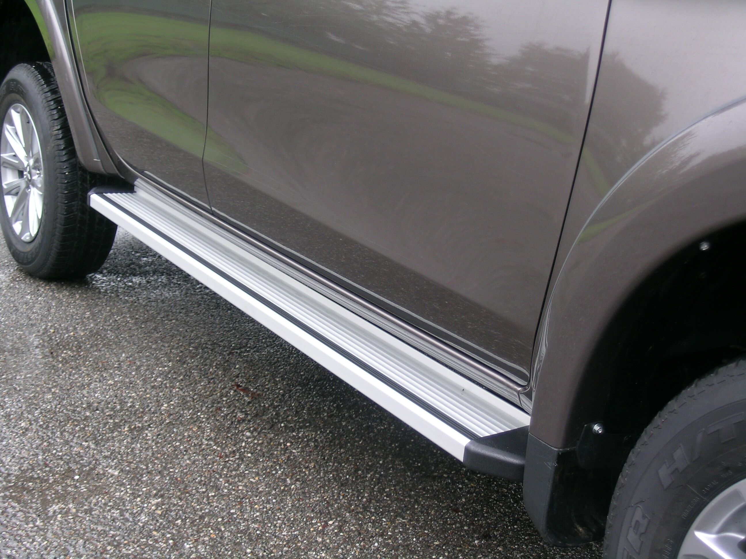 NOVISAuto running boards model STDX-FTC