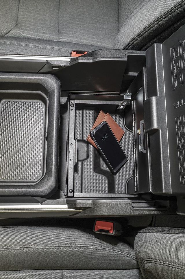 NOVISauto Mittelkonsole abschließbarer Wertsachensafe RAM1500 DT
