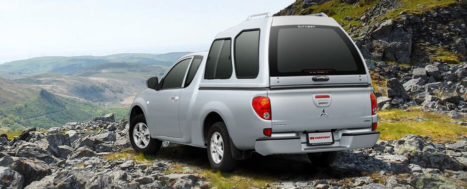 CARRYBOY Hardtop Überhöhe mit Schiebefenstern Toyota Hilux Vigo Extrakabine 2005-2015