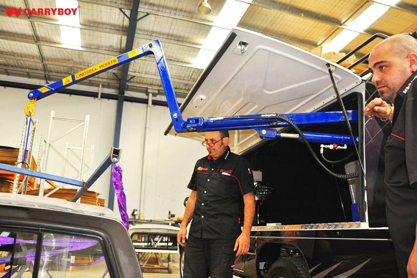 CARRYBOY Fahrgestellaufbau Kofferaufbau für Ford Ranger Singlecab Kraneinbau