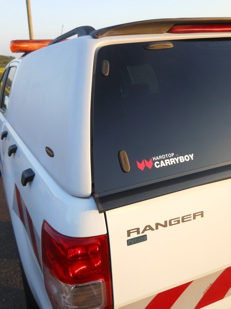 Ford Ranger Extrakabine Extracab CARRYBOY Hardtop 560oS ohne Seitenfenster getönte Heckscheibe mit Heckscheibenheizung