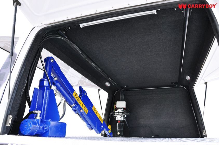CARRYBOY Fahrgestellaufbau Kofferaufbau für Ford Ranger Singlecab schwarzer Innenteppcih