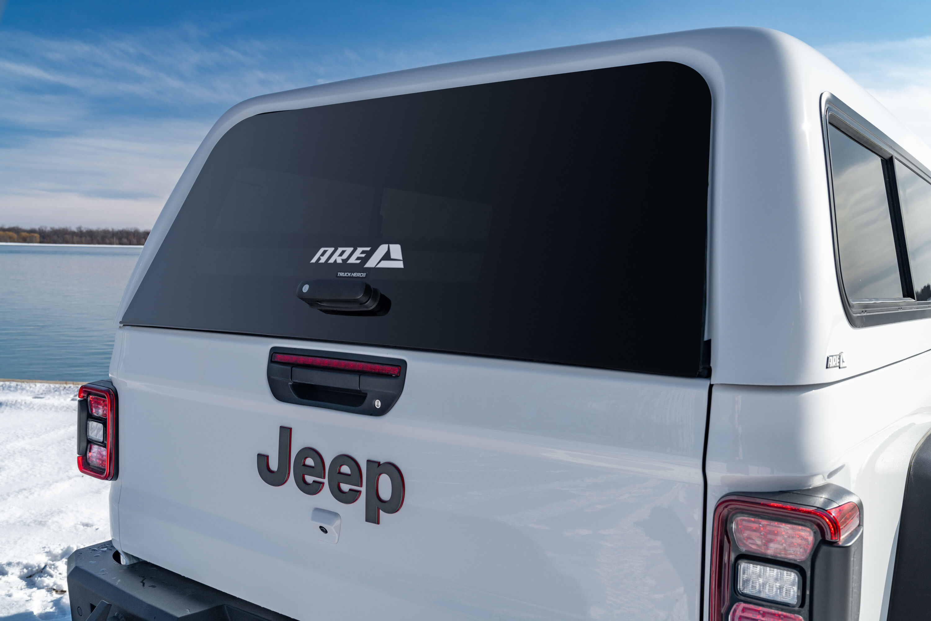 NOVISauto Premium Hardtop mit Schiebefenster ARJG20 Evolve