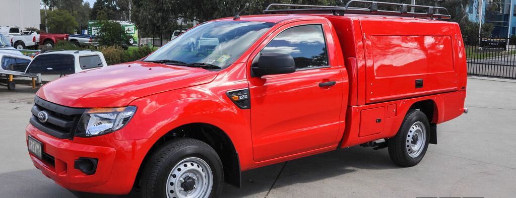 CARRYBOY Fahrgestellaufbau Kofferaufbau für Ford Ranger Singlecab in Wagenfarbe lackiert