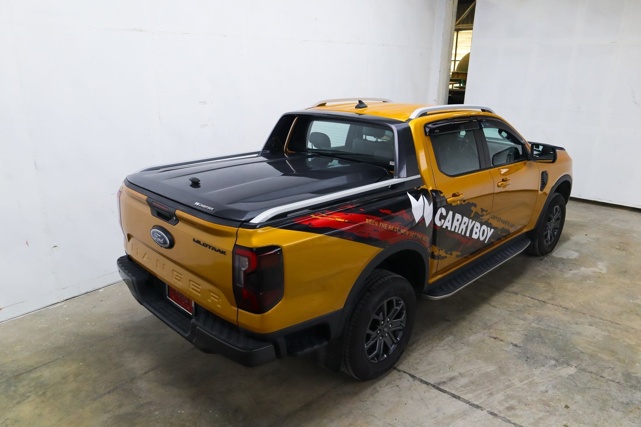 Carryboy Laderaumabdeckung Deckel Ford Ranger Wildtrak 2023+ anthrazit lackiert